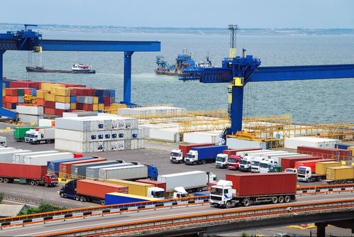 逆勢(shì)高速增長(zhǎng)，利好落地加快 中國(guó)跨境電商萬(wàn)億級(jí)市場(chǎng)可期與碼頭配套服務(wù)優(yōu)化